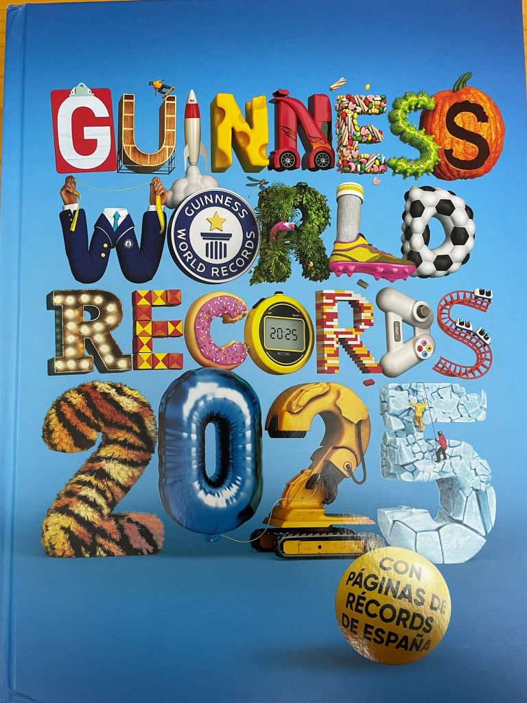 Portada del Libro de los Records. Guinness.